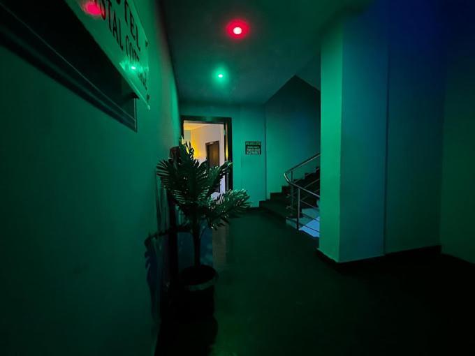 Hotel Crystal Cottage 부바네스 외부 사진